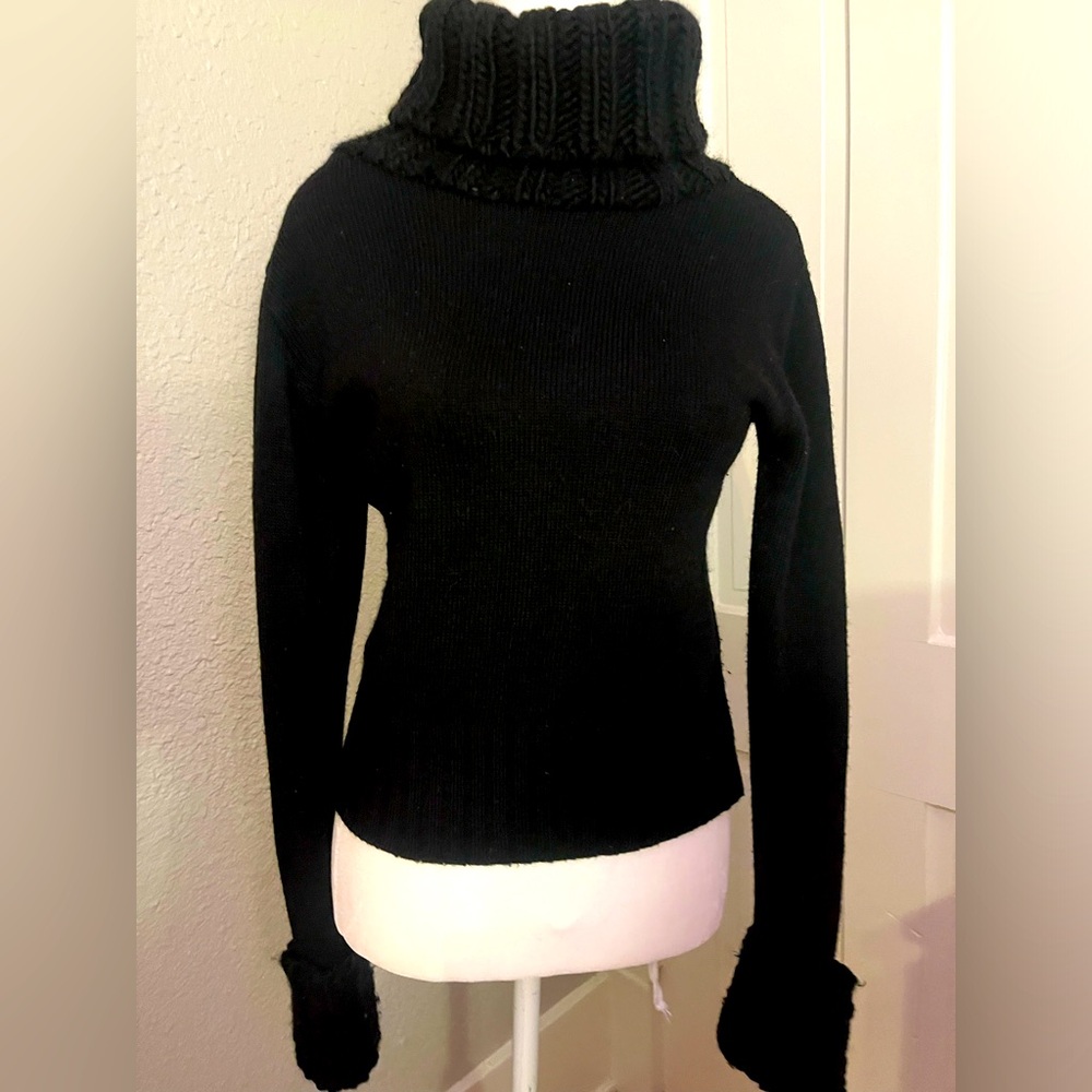 Cropped oversize sleeves & turtleneck wool acrylic blend sweater size M black